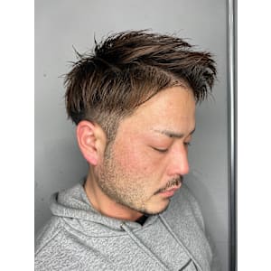 アップバングショート