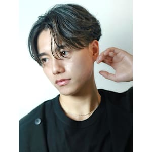 刈り上げセンターパート