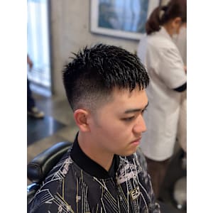 クロップ・フェード - @110 BARBER SHOP CONTINENTAL【ワンワンオー バーバー ショップ コンチネンタル】掲載中