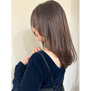 髪質改善 艶髪 アッシュブラウン 顔周りレイヤー 20代 