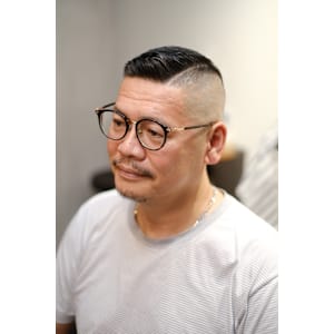 men's barber Amo×スタイル