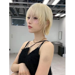 透明感抜群ホワイトブロンド