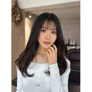 綺麗な艶髪スタイル　髪質改善カラー美髪ロング