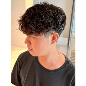 ツイストスパイラルパーマ 束感 ツーブロック マッシュ - Men's Salon bloc【メンズサロンブロック】掲載中