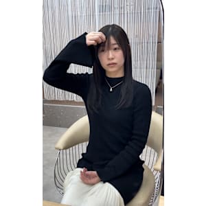 大人かわいいくびれミディラベンダーインナーカラー