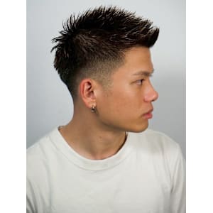 フェードショート - ヒロ銀座 BARBER SHOP 新宿店【ヒロギンザバーバーショップシンジュクテン】掲載中