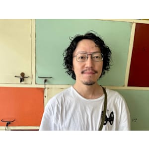 メンズヘアカット - THE BEEHIVE DELUXE【ビーハイブ デラックス】掲載中