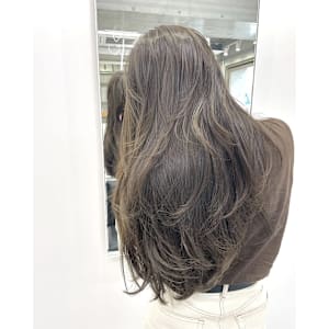 韓国顔まわりレイヤーカットグレージュオリーブベージュブラウン - Dijon 髪質改善×縮毛矯正×りんご幹細胞トリートメント 自由ヶ丘【ディジョン カミシツカイゼン シュクモウキョウセイ リンゴカンサイボウトリートメント ジユウガオカ】掲載中