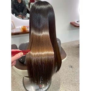 髪質改善/縮毛矯正/トリートメント - EARTH coiffure beauté 国分寺店【アース コアフュールボーテ コクブンジテン】掲載中