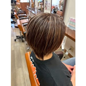 ヘーゼルブラウン - chill out 南塚口本店【チルアウト ミナミツカグチホンテン】掲載中