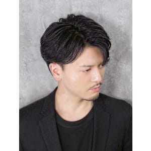 ヒロ銀座ヘアーサロン神田店×スタイル