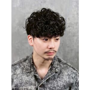 ヒロ銀座 BARBER SHOP 新宿店×スタイル