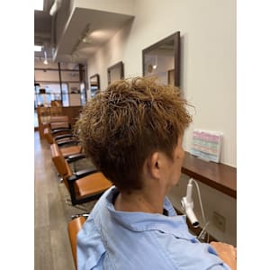 ツイストシャドウパーマ