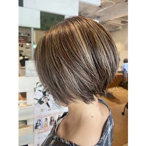 ハイライトカラー/30代/40代/50代 - chill out 塚口本町店【チルアウト ツカグチホンマチテン】掲載中