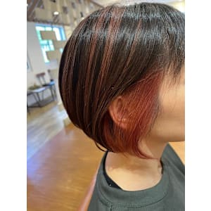 ハイライト×インナーカラーコチニールレッド/30代/40代/ - chill out 塚口本町店【チルアウト ツカグチホンマチテン】掲載中