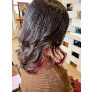 グレーブラウン×くすみピンクインナーカラー30代40代50代 - chill out 塚口本町店【チルアウト ツカグチホンマチテン】掲載中