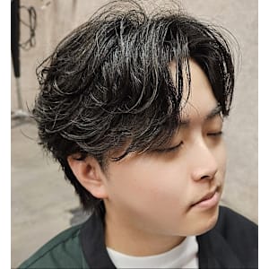 20代、30代おすすめ！爽やかフェザーパーマ