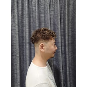 メンズカット＆メンズパーマ＋カラー - 美容室be done【ビヨウシツビ ダーン】掲載中