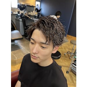 ツイストスパイラルパーマ アップバング　ツーブロックショート - メンズサロン growth別府店【メンズサロングロウ】 メンズカット/メンズパーマ/眉毛【メンズサロン グロウ ベフテン メンズサロングロウ メンズカット メンズパーマ マユゲ】掲載中