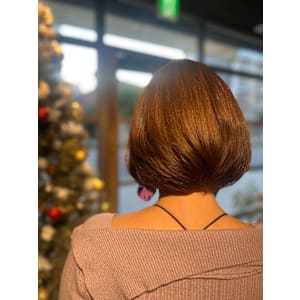 ◆ 髪質改善×艶ブラウンで叶える丸みショートボブ