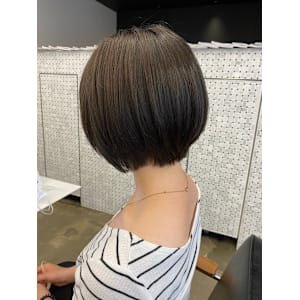 acoron 新宿×スタイル