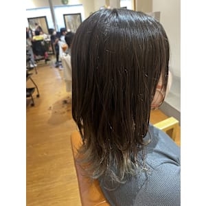 グラデーションモスグリーン/20代/30代/40代/50代 - chill out 塚口本町店【チルアウト ツカグチホンマチテン】掲載中