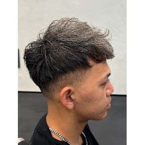 おろし流し+フェード - ヒロ銀座バーバーショップ難波店【ヒロギンザバーバーショップナンバテン】掲載中