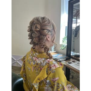 ふわふわツインヘアアレンジ/20代/30代/40代/50代/