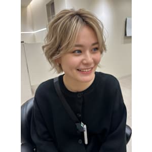 外国人風ショート - TAYA けやき通り店【タヤ ケヤキドオリテン】掲載中