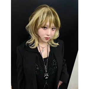 セクションカラー　ケアブリーチ　ブリーチカラー　表参道/原宿 - Null 原宿店 デザインカラー/ダブルカラー【ヌルハラジュクテン デザインカラー ダブルカラー】掲載中