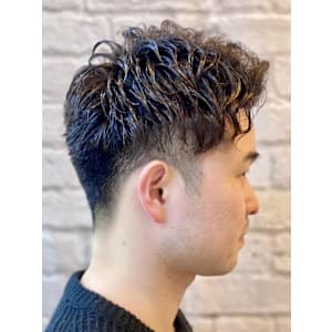 ビジネスショート×パーマ - 銀座マツナガ 新宿野村ビル店【ギンザマツナガ シンジュクノムラビルテン】掲載中