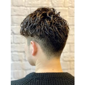 ビジネスショート×パーマ - 銀座マツナガ 新宿野村ビル店【ギンザマツナガ シンジュクノムラビルテン】掲載中