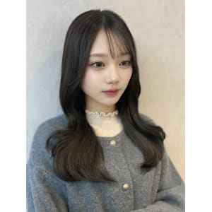 《Ryouka》オリーブベージュ/グレージュ - Ess 艶髪/髪質改善/韓国風【エスツヤガミカミシツカイゼンカンコクフウ】掲載中