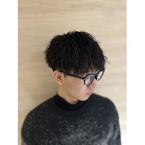 クルクルが嫌な方に「縦落ちツイストスパイラルパーマ」 - NYNY 桂店【ニューヨークニューヨーク カツラテン】掲載中