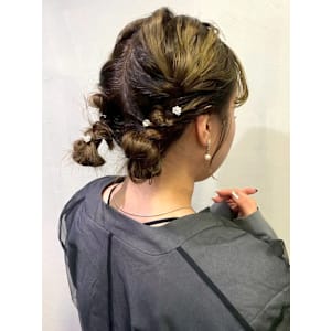 ヘアセット ヘアアレンジ 編み込みツインヘア お呼ばれヘア - 髪質改善 SEPT. 天神大名【カミシツカイゼン セプト テンジンダイミョウ】掲載中