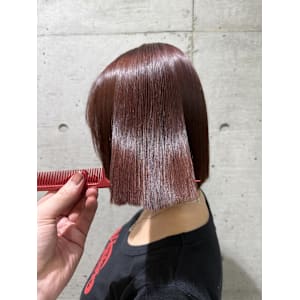 ピンクブラウン