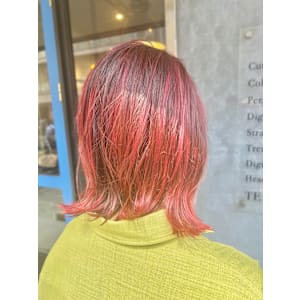 ピンクチェリーレッド