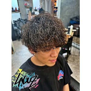 ラフウェーブパーマ × ナチュラルブラウン　茅ヶ崎 - LAGUZ 茅ヶ崎 髪質改善 ヘアアレンジ【ラグズ チガサキ カミシツカイゼン ヘアアレンジ】掲載中