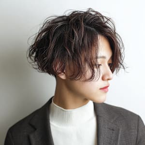 毛先ふんわり揺れる柔らかショートスタイル