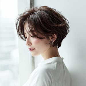ふんわり揺れるグラボブショート