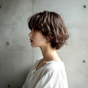 ふんわり柔らかいミディアムスタイル
