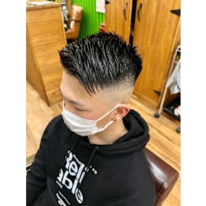 ハードパートスキンフェードカット - hair studio Romeo【ロメオ】掲載中