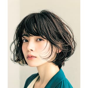 柔らかい動きが魅力のゆるふわショートボブ