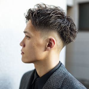 サイド刈り上げで爽やかスッキリ男性ショート