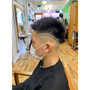 ラインスキンフェードカット - hair studio Romeo【ロメオ】掲載中