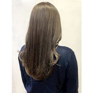 ケアブリーチダブルカラー オリーブアッシュ ロング 20代