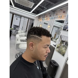 フェードスタイル - DAMDEE TOKYO 心斎橋【ダムディートウキョウシンサイバシ】掲載中