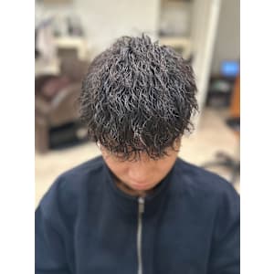 10代、20代、30代◎ツイストスパイラルパーマ/メンズパー