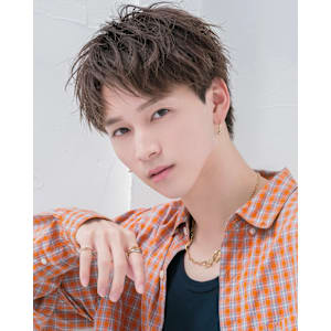 MEN'S HAIR BLEACHi 岐阜店×スタイル