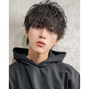 MEN'S HAIR BLEACHi 岡崎店×スタイル